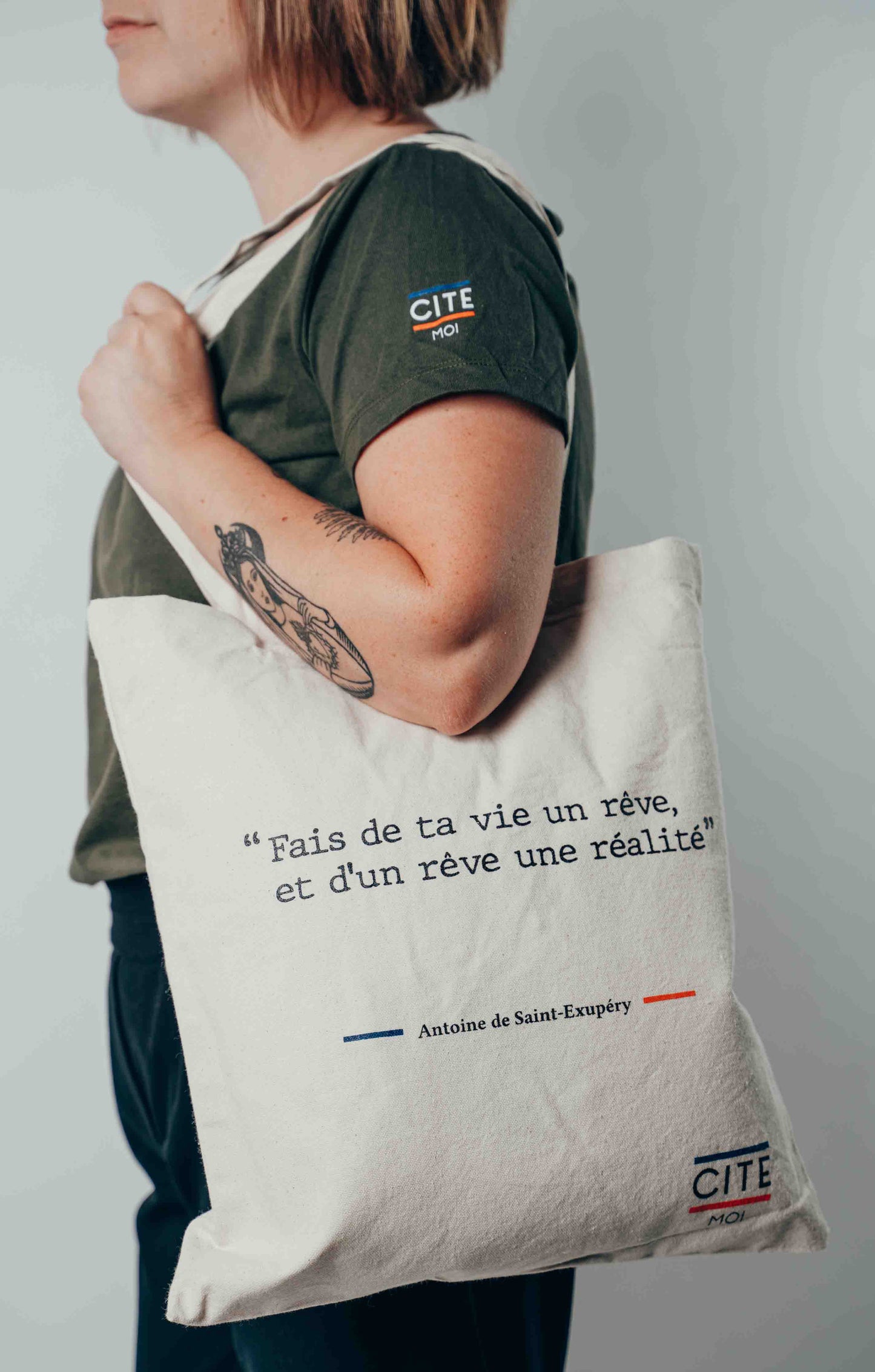 Tote bag - "Be yourself, everyone else is already taken" - Oscar Wilde 