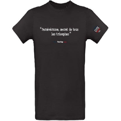 T-shirt homme noir en coton bio de la marque cite moi avec écrit dessus la citation de Victor Hugo : Persévérance, secret de tous les triomphes